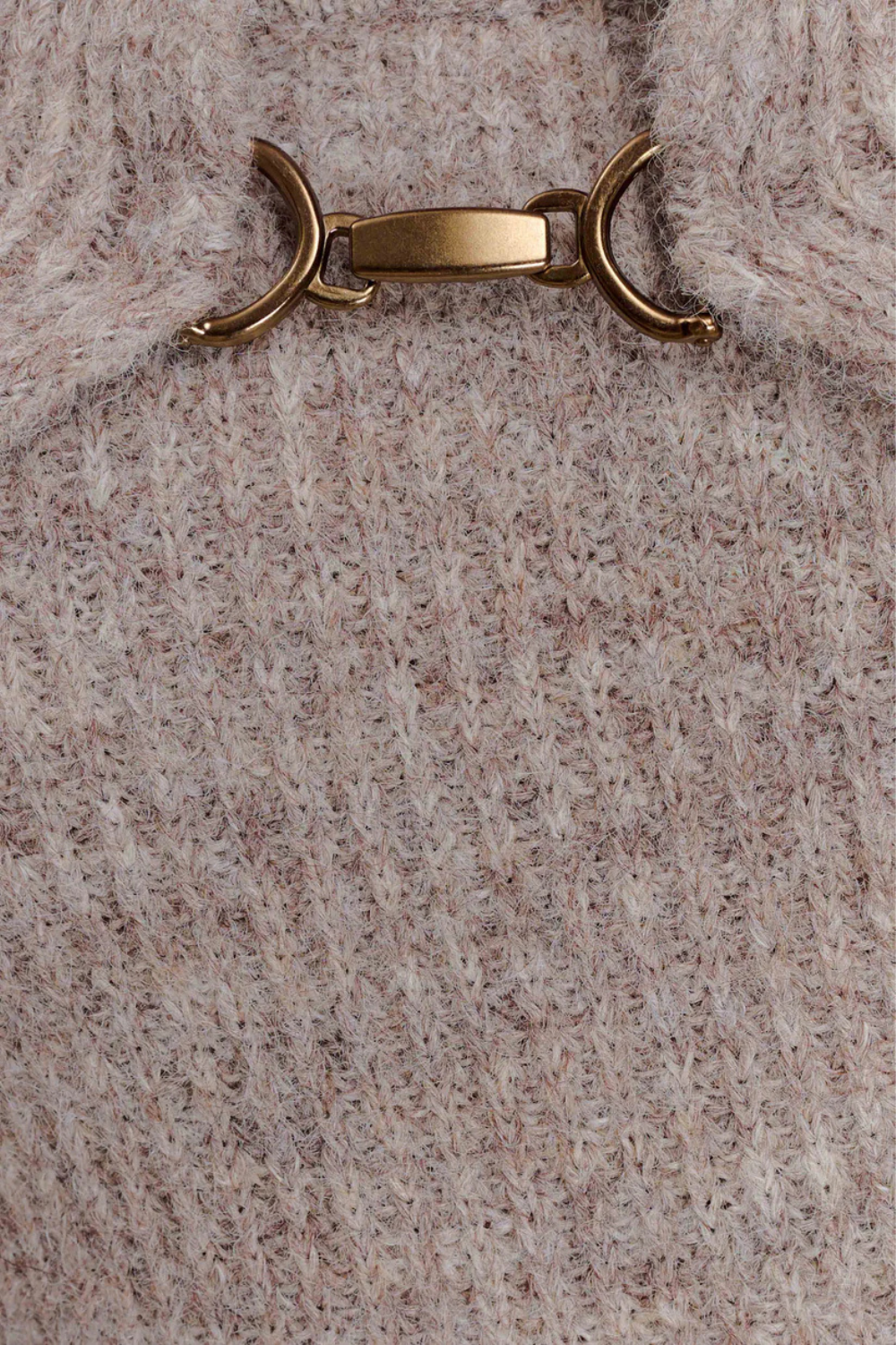 Aurora | Figurbetontes Off-Shoulder Strickkleid