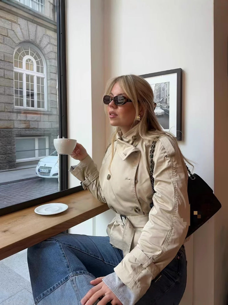 Lisa | Kurzer Trenchcoat