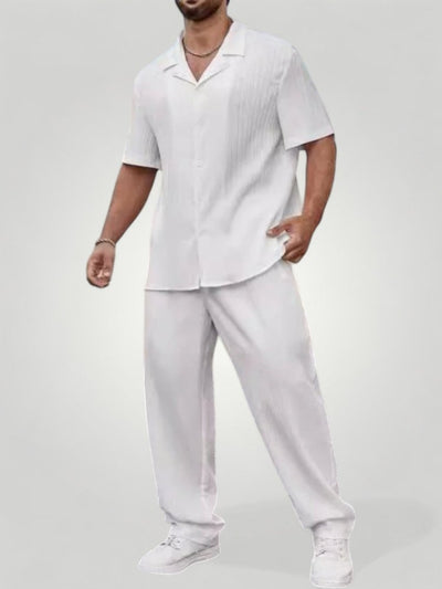 Klassisches Herrenset für stilvolle Sommermomente