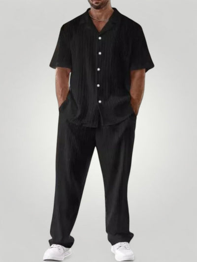 Klassisches Herrenset für stilvolle Sommermomente