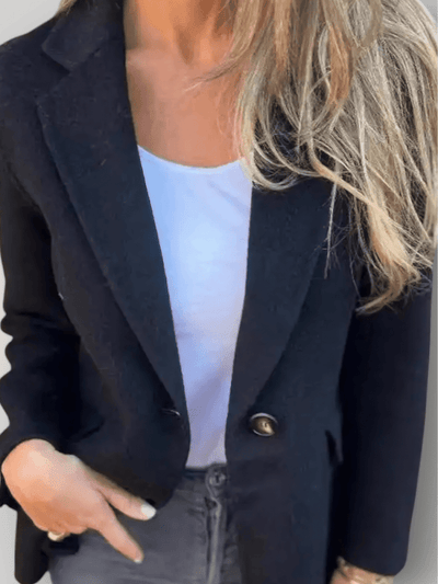 Kurze Wolljacke für Damen – für elegante Auftritte