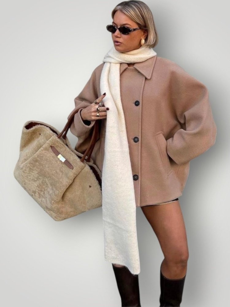 Wollmantel für Damen in Beige mit elegantem Schnitt